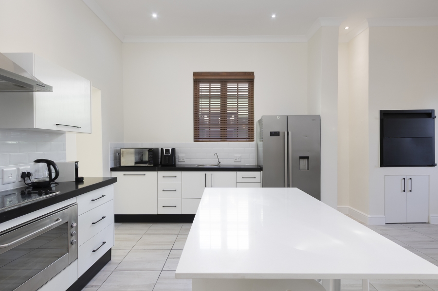 5 Bedroom Property for Sale in Strand Central Western Cape